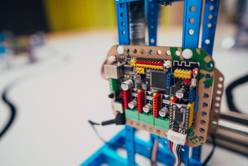 Electronic Сircuit Board with Processor and Wires